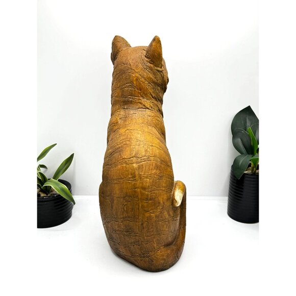 Handcrafted Resin Cat Sculpture Figurine - Picture 3 of 8